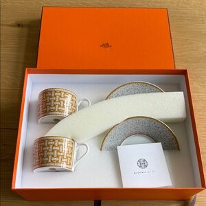 100% AUTHENTIC HERMES TEA CUP AND SAUCER SET
